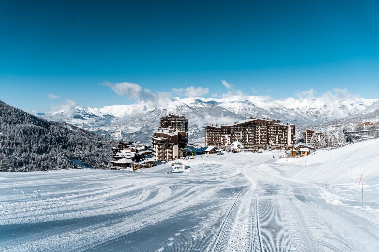 station de ski familiale alpes du sud