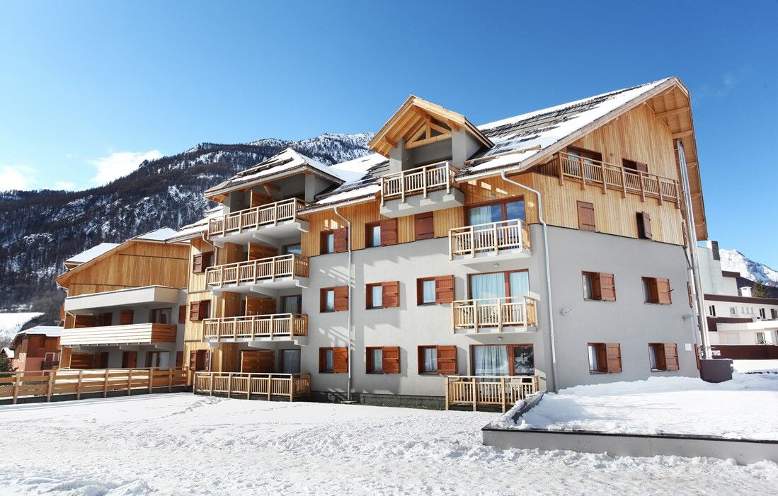 booking serre chevalier