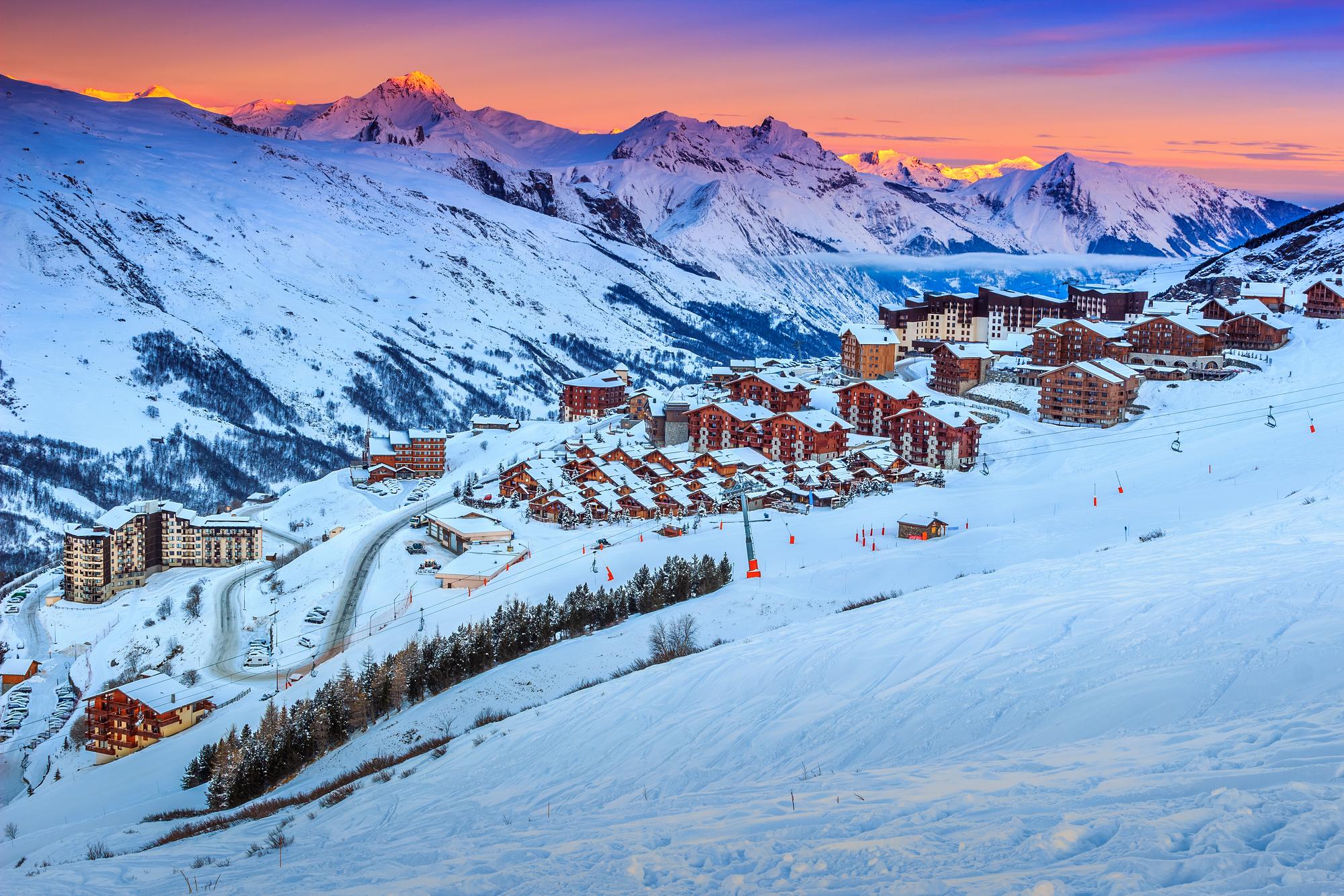 station de ski dans les alpes francaises